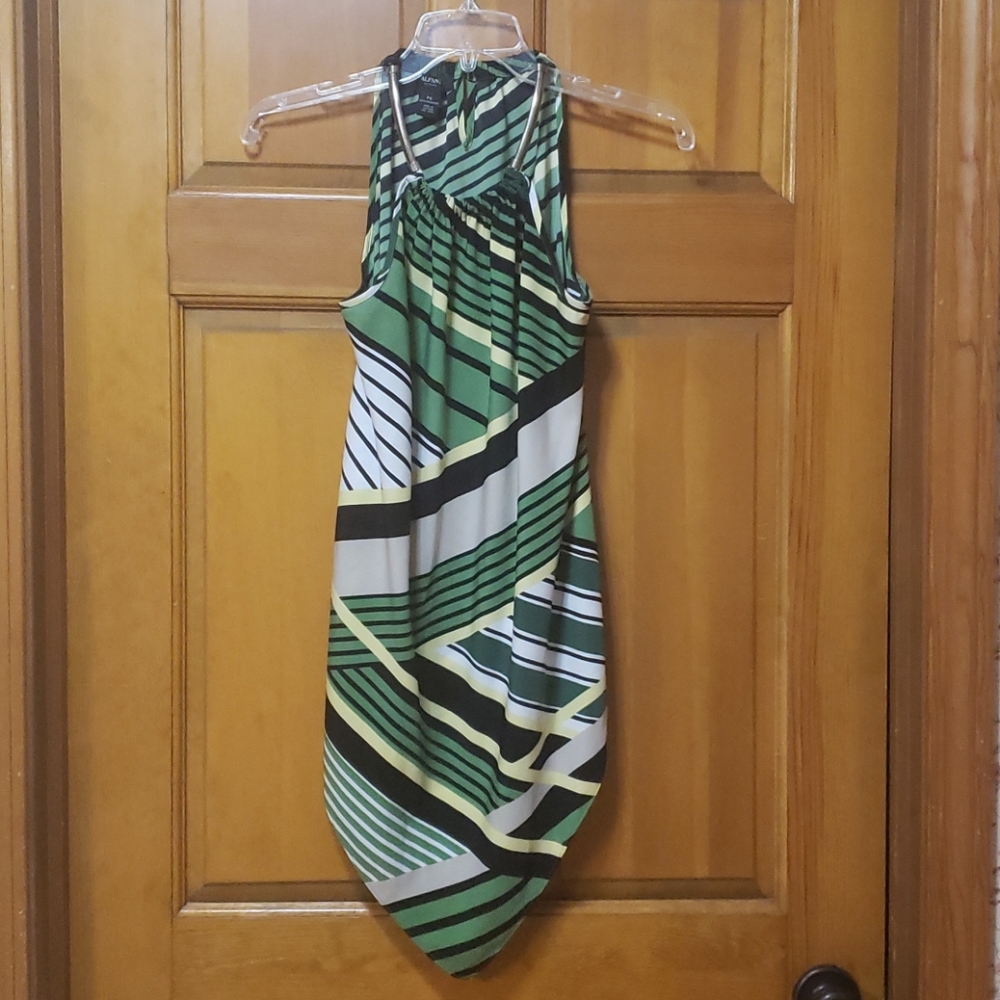 Alfani Petite Small Tank Top/Blouse Green/Black. Excellent condition